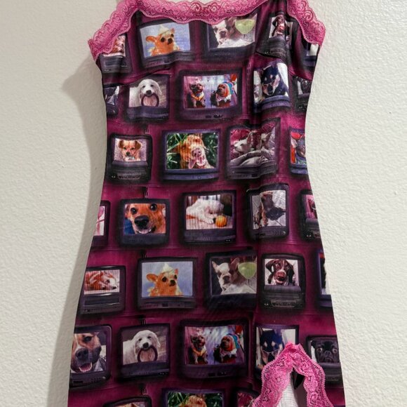90's inspired Mini slip dress with a dog-television print and pink lace trim. - Picture 1 of 2